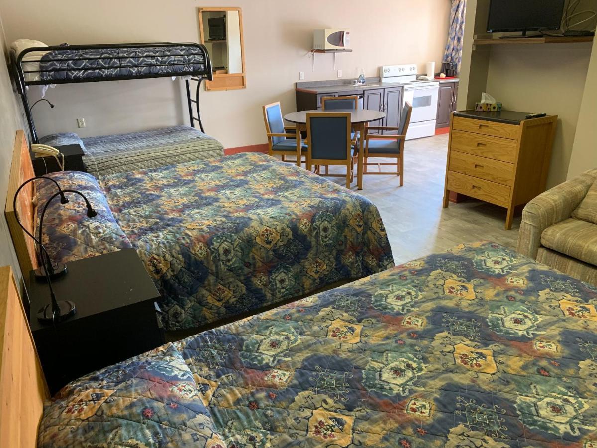 Gateway Motel Minnedosa Esterno foto